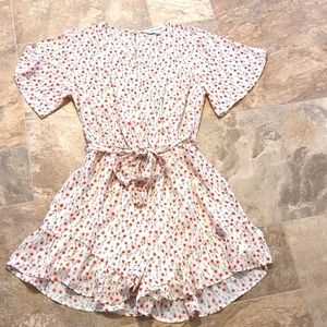 Davi and Dani romper size medium
